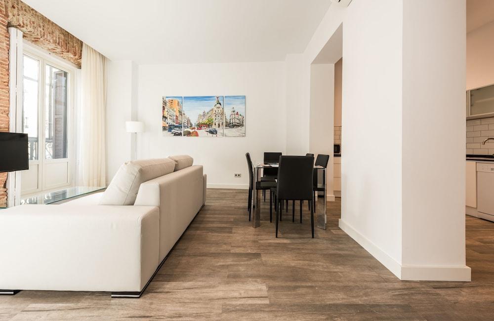 Puerta Del Sol City Center IV C مدريد المظهر الخارجي الصورة